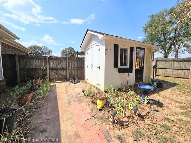 9607 Hanover Circle, Fort Smith, AR 72908