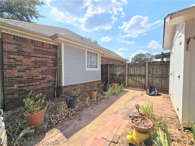 9607 Hanover Circle, Fort Smith, AR 72908