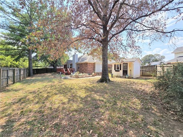 9607 Hanover Circle, Fort Smith, AR 72908