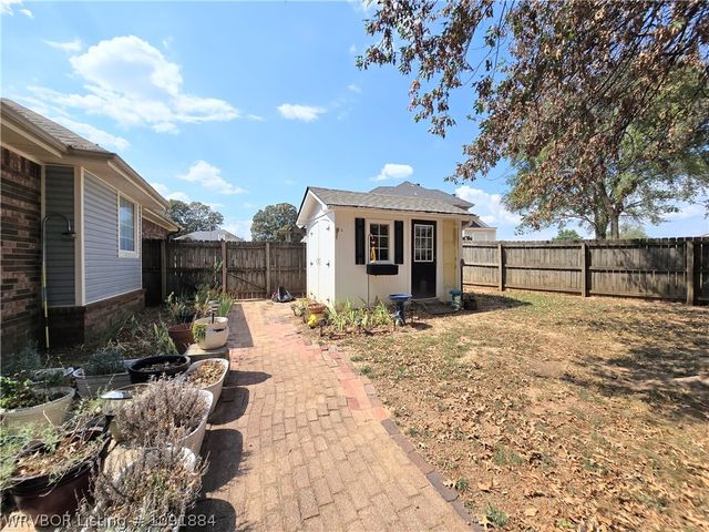 9607 Hanover Circle, Fort Smith, AR 72908