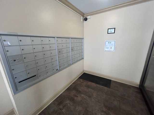 7300 W North Avenue 5B, Elmwood Park, IL 60707