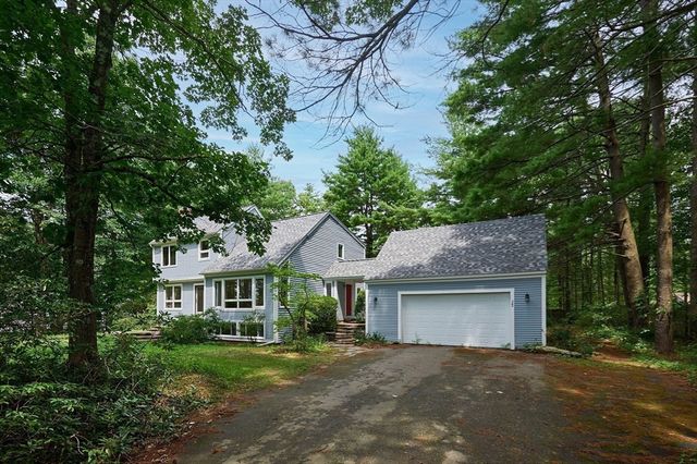494 Station Rd, Amherst, MA 01002
