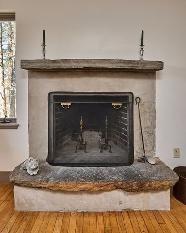 494 Station Rd, Amherst, MA 01002