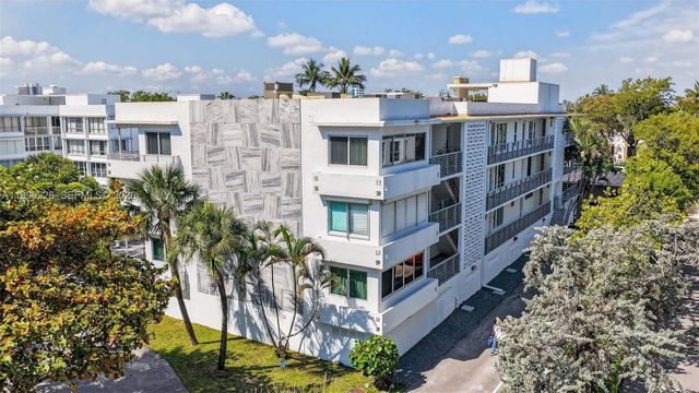 10240 Collins Ave 206, Bal Harbour, FL 33154