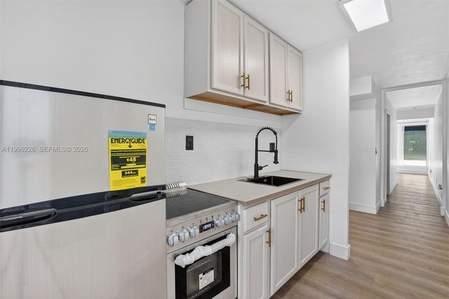 10240 Collins Ave 206, Bal Harbour, FL 33154