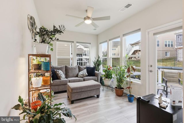 5950 AVERY POINT DR, Fredericksburg, VA 22406