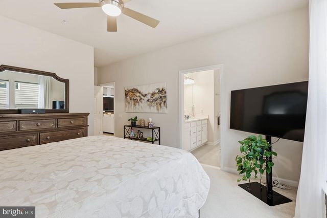 5950 AVERY POINT DR, Fredericksburg, VA 22406