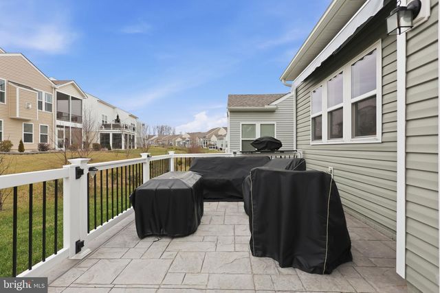 5950 AVERY POINT DR, Fredericksburg, VA 22406