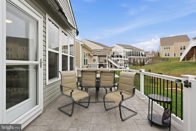 5950 AVERY POINT DR, Fredericksburg, VA 22406