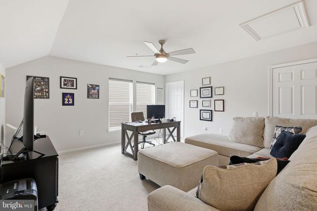 5950 AVERY POINT DR, Fredericksburg, VA 22406