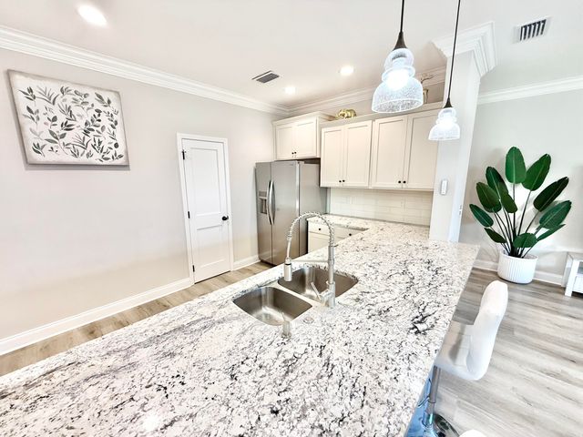 2135 Nina Street, Navarre, FL 32566