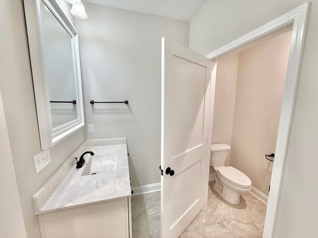 2135 Nina Street, Navarre, FL 32566