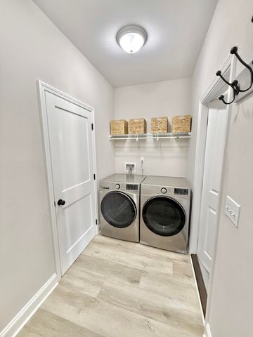 2135 Nina Street, Navarre, FL 32566