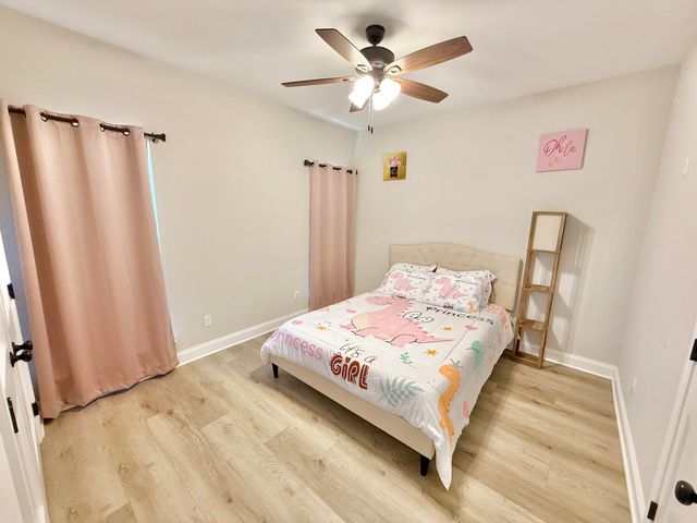 2135 Nina Street, Navarre, FL 32566