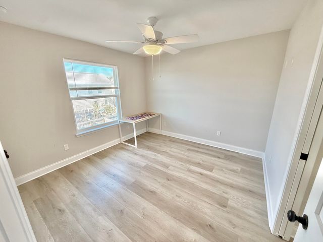 2135 Nina Street, Navarre, FL 32566