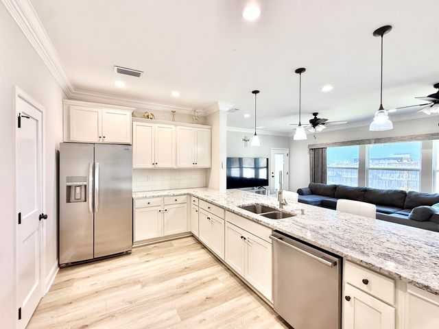 2135 Nina Street, Navarre, FL 32566