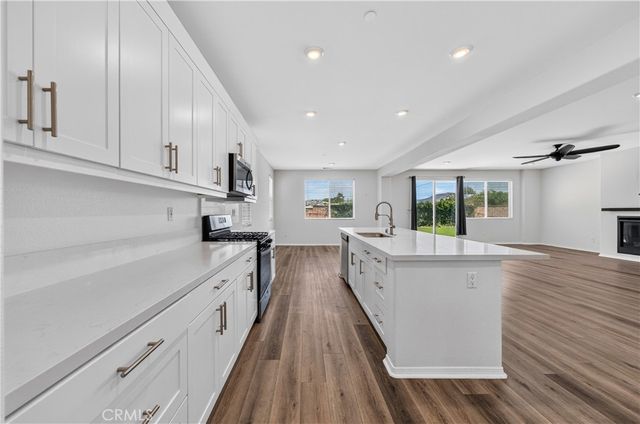 9019 Black Thorn Street, Jurupa Valley, CA 92509