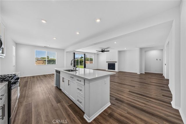 9019 Black Thorn Street, Jurupa Valley, CA 92509