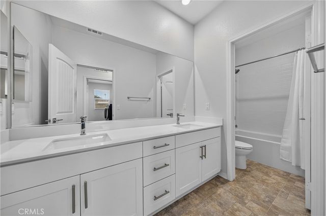 9019 Black Thorn Street, Jurupa Valley, CA 92509