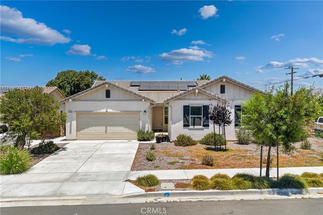 9019 Black Thorn Street, Jurupa Valley, CA 92509