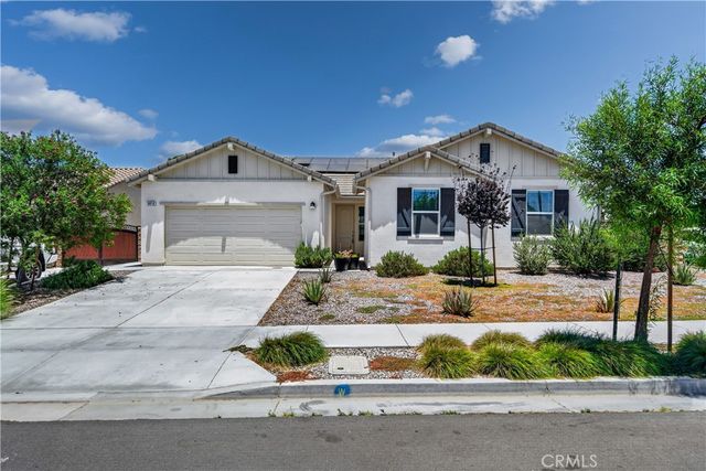 9019 Black Thorn Street, Jurupa Valley, CA 92509