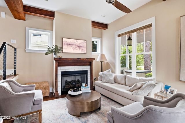 170 E Delaware Avenue, Southern Pines, NC 28387