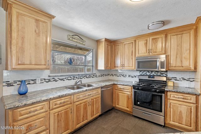 621 Jill Drive, Gardnerville, NV 89460