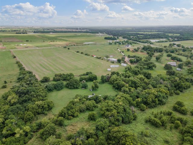 167 Hcr 4105, Covington, TX 76636