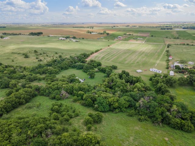 167 Hcr 4105, Covington, TX 76636