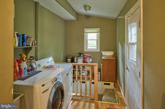 1490 RIVER RD, Upper Black Eddy, PA 18972