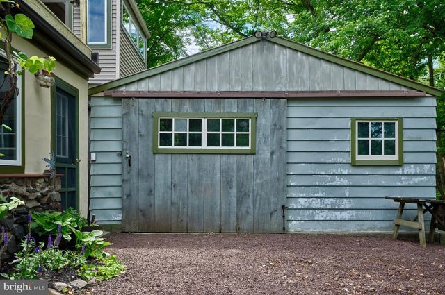 1490 RIVER RD, Upper Black Eddy, PA 18972