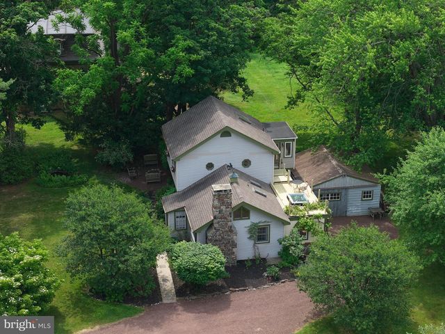1490 RIVER RD, Upper Black Eddy, PA 18972