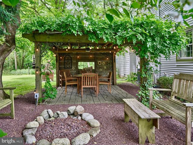 1490 RIVER RD, Upper Black Eddy, PA 18972