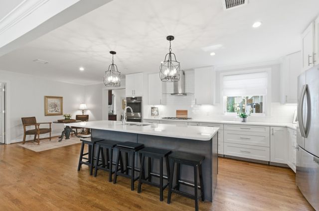 914 Percy Warner Blvd, Nashville, TN 37205