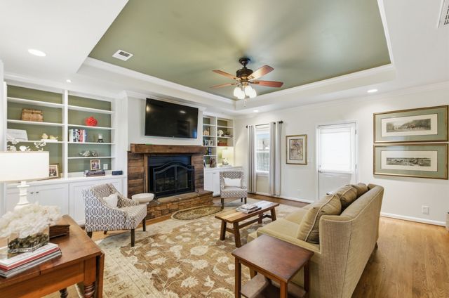 914 Percy Warner Blvd, Nashville, TN 37205