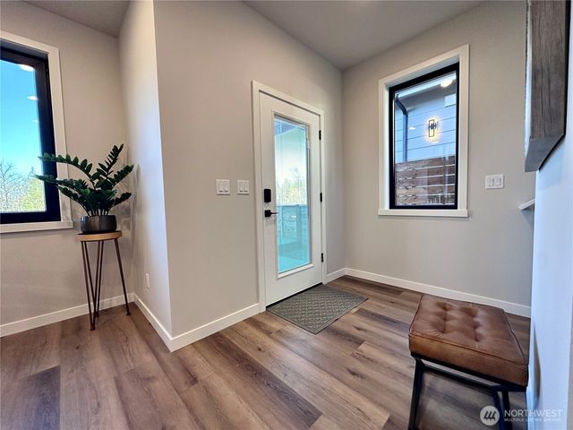 4304 Creston Way, Bellingham, WA 98226