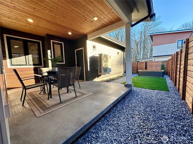 4304 Creston Way, Bellingham, WA 98226