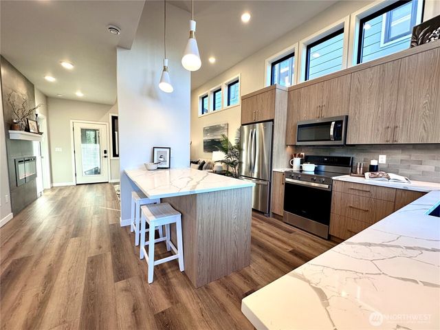 4304 Creston Way, Bellingham, WA 98226