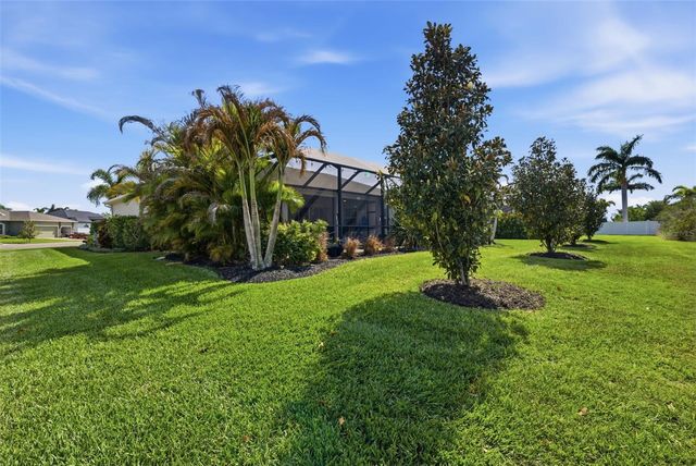 3840 CARDENAL AVENUE, Sun City Center, FL 33573