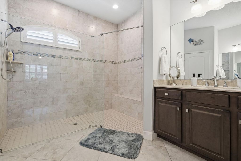 Image 18 of property listing at 3840 CARDENAL AVENUE, Sun City Center, FL 33573