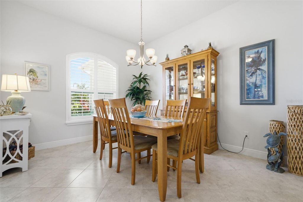 Image 20 of property listing at 3840 CARDENAL AVENUE, Sun City Center, FL 33573