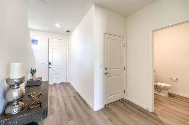 1025 Copper Robin Street, Henderson, NV 89011