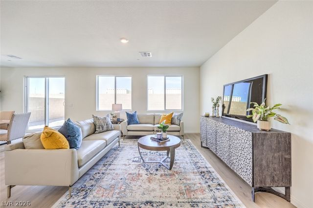 1025 Copper Robin Street, Henderson, NV 89011