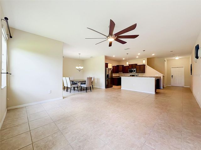 3554 RODRICK CIRCLE, Orlando, FL 32824