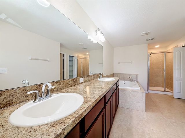 3554 RODRICK CIRCLE, Orlando, FL 32824
