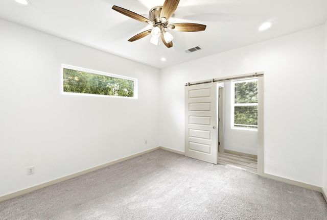 354 Lamaloa LN, Bastrop, TX 78602