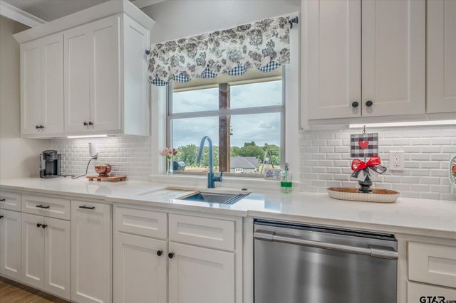 16306 Rainier, Lindale, TX 75771