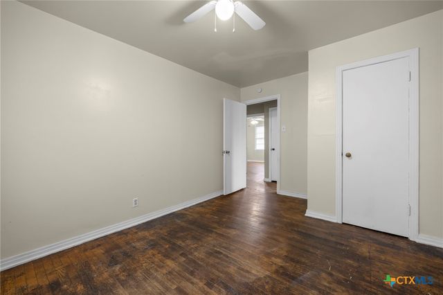 1104 N 10th Street, Killeen, TX 76541