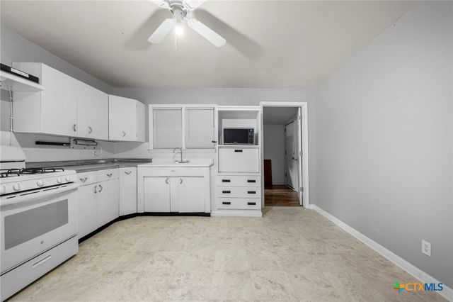 1104 N 10th Street, Killeen, TX 76541