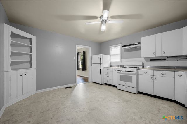 1104 N 10th Street, Killeen, TX 76541